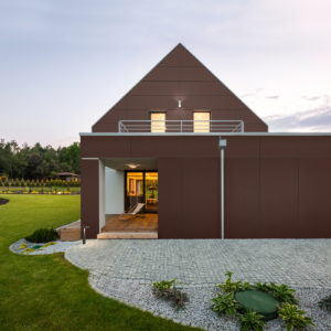 Mahogany Brown Roof Application